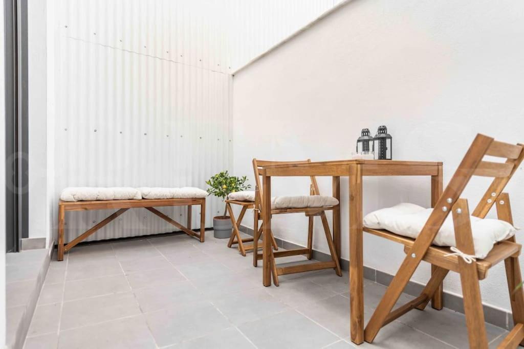 Fresh & Stylish Apartment With Parking By Rems Málaga Kültér fotó