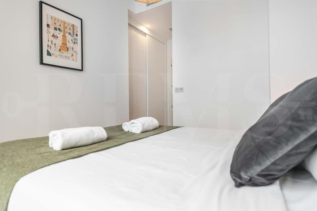 Fresh & Stylish Apartment With Parking By Rems Málaga Kültér fotó