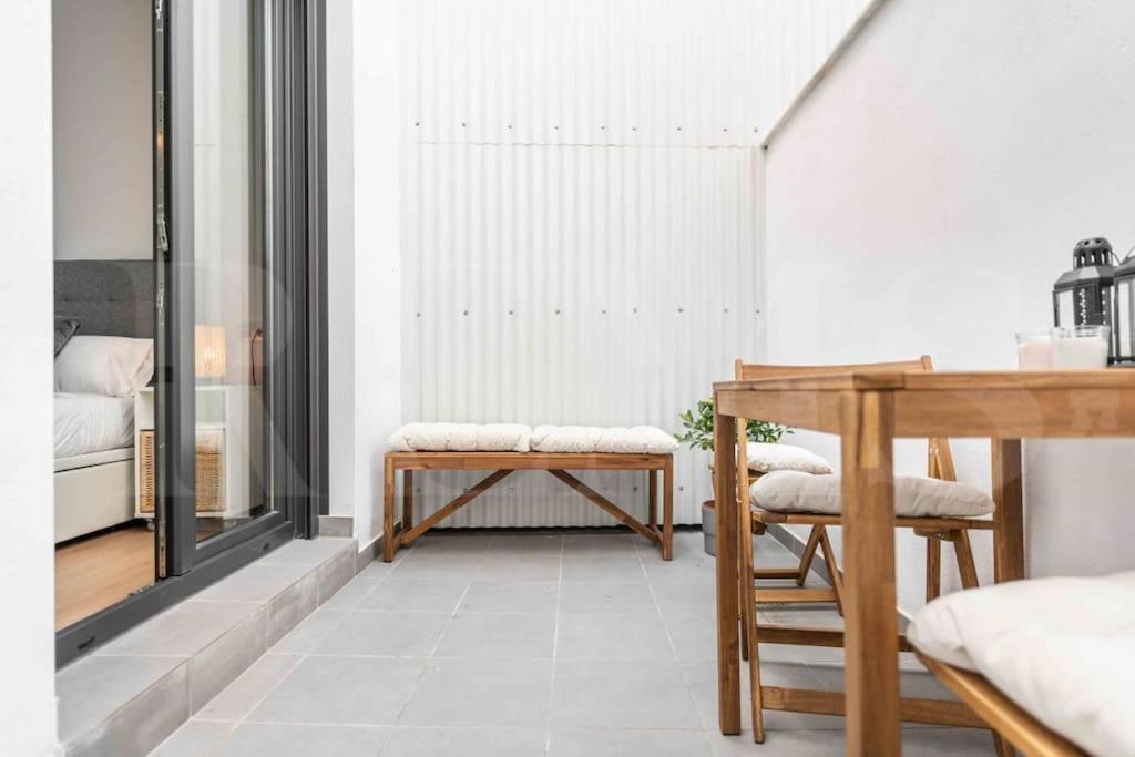 Fresh & Stylish Apartment With Parking By Rems Málaga Kültér fotó